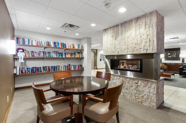 1920 S 1st Street 408, Minneapolis, MN 55454
