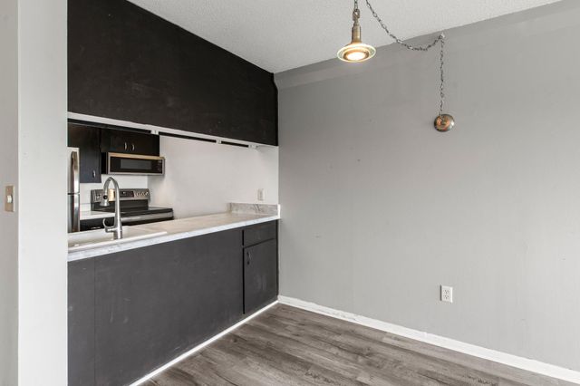 1920 S 1st Street 408, Minneapolis, MN 55454