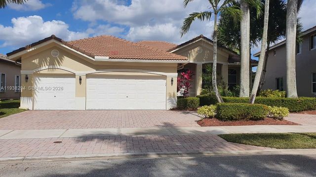 2408 Deer Creek Rd, Weston, FL 33327