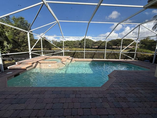 2408 Deer Creek Rd, Weston, FL 33327