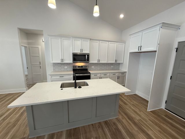 5538 W 42nd Street South, Wichita, KS 67215