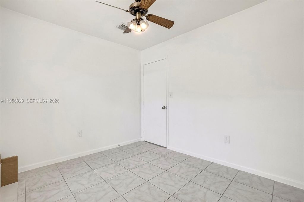 Image 18 of property listing at 746 NW 3rd St, Florida City, FL 33034