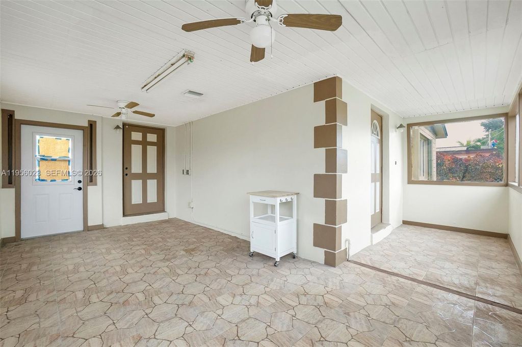 Image 24 of property listing at 746 NW 3rd St, Florida City, FL 33034