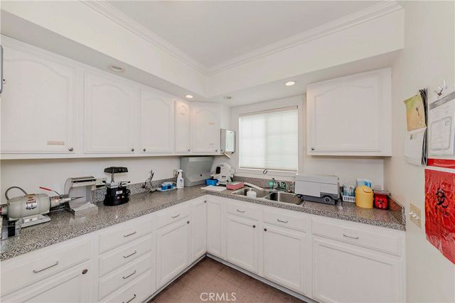 1629 Crenshaw, Torrance, CA 90501