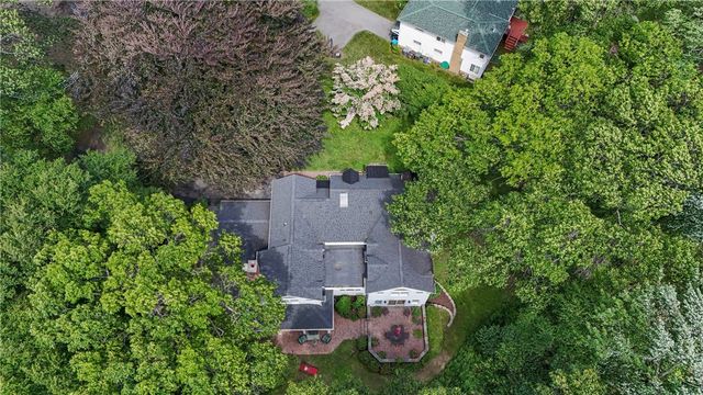 575 Thomas Avenue, Irondequoit, NY 14617