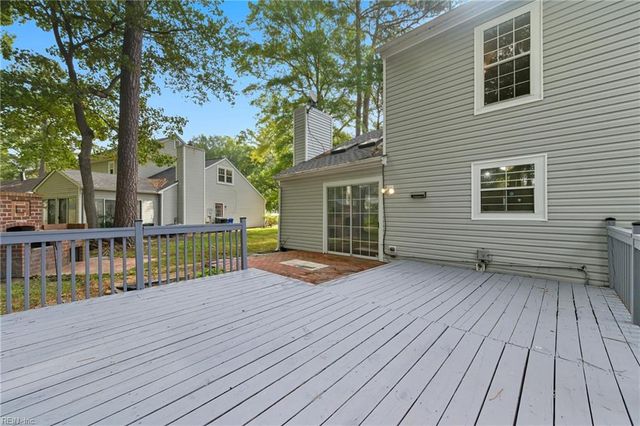 165 Little John PL, Newport News, VA 23602