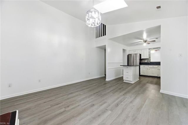 165 Little John PL, Newport News, VA 23602