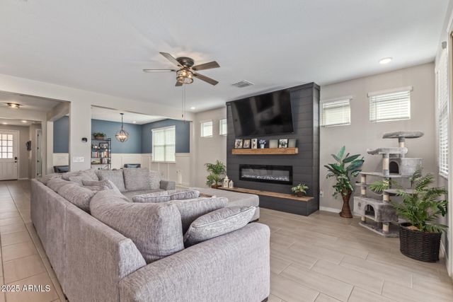 4514 W Hazel Lane, San Tan Valley, AZ 85144