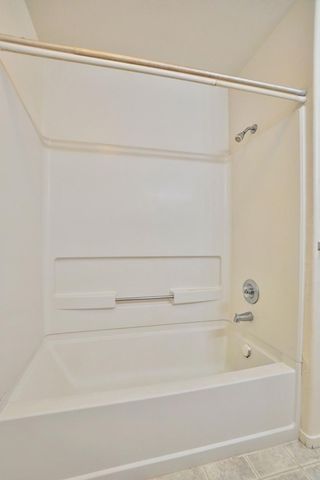 950 Geneva Drive, Lemoore, CA 93245