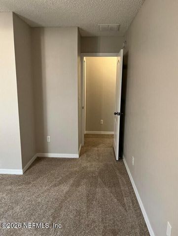 11008 APPLE BLOSSOM Trail W, Jacksonville, FL 32218