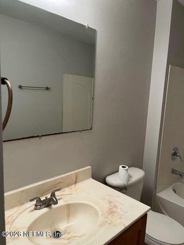 11008 APPLE BLOSSOM Trail W, Jacksonville, FL 32218
