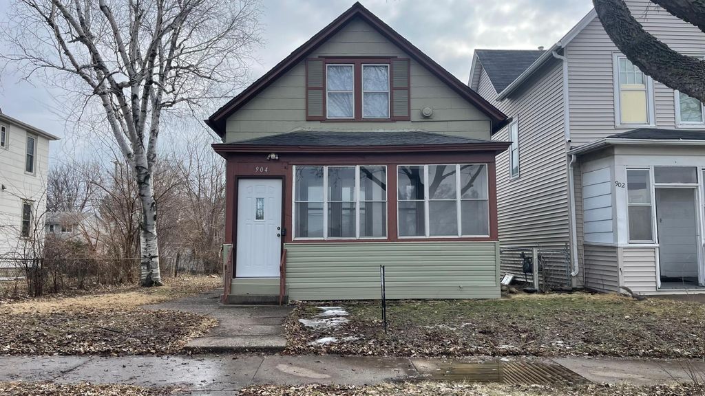 904 Jessamine Avenue E, Saint Paul, MN 55106