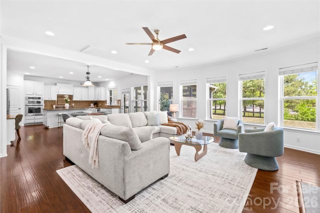 2805 Julian Glen Circle, Waxhaw, NC 28173