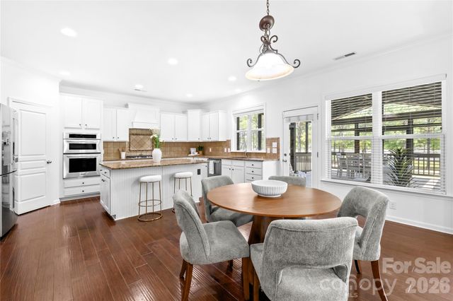 2805 Julian Glen Circle, Waxhaw, NC 28173