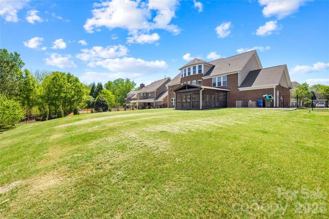 2805 Julian Glen Circle, Waxhaw, NC 28173