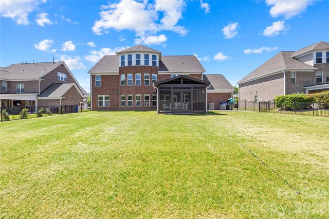 2805 Julian Glen Circle, Waxhaw, NC 28173