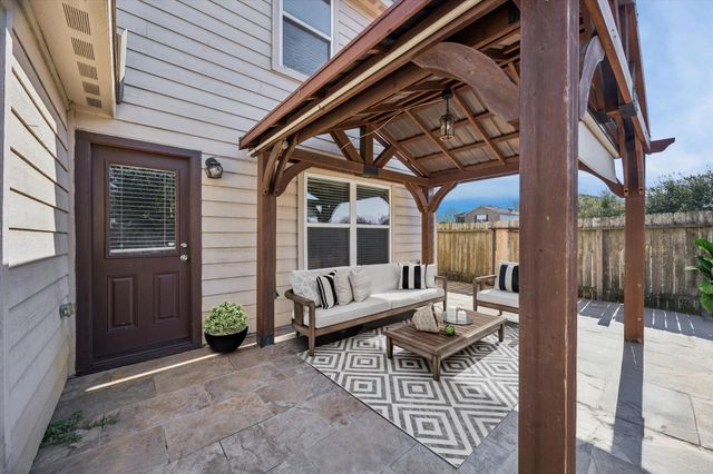 11226 Hall Ridge Court, Houston, TX 77075