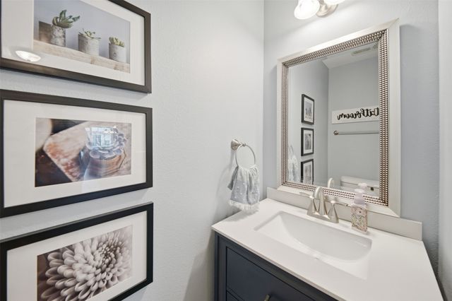 8610 Ep True Parkway 2012, West Des Moines, IA 50266