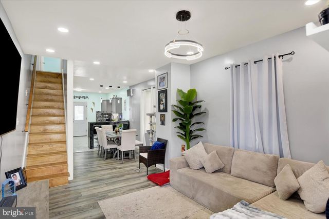 2005 SWATARA ST, Harrisburg, PA 17104