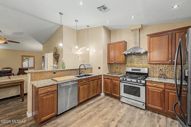 5482 W Dove Mountain Park Road, Marana, AZ 85658