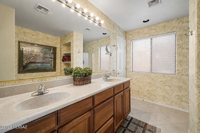 5482 W Dove Mountain Park Road, Marana, AZ 85658