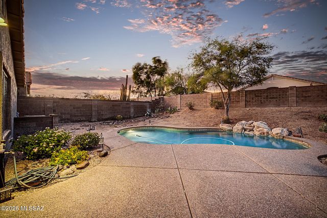 5482 W Dove Mountain Park Road, Marana, AZ 85658