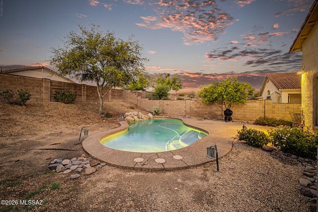 5482 W Dove Mountain Park Road, Marana, AZ 85658