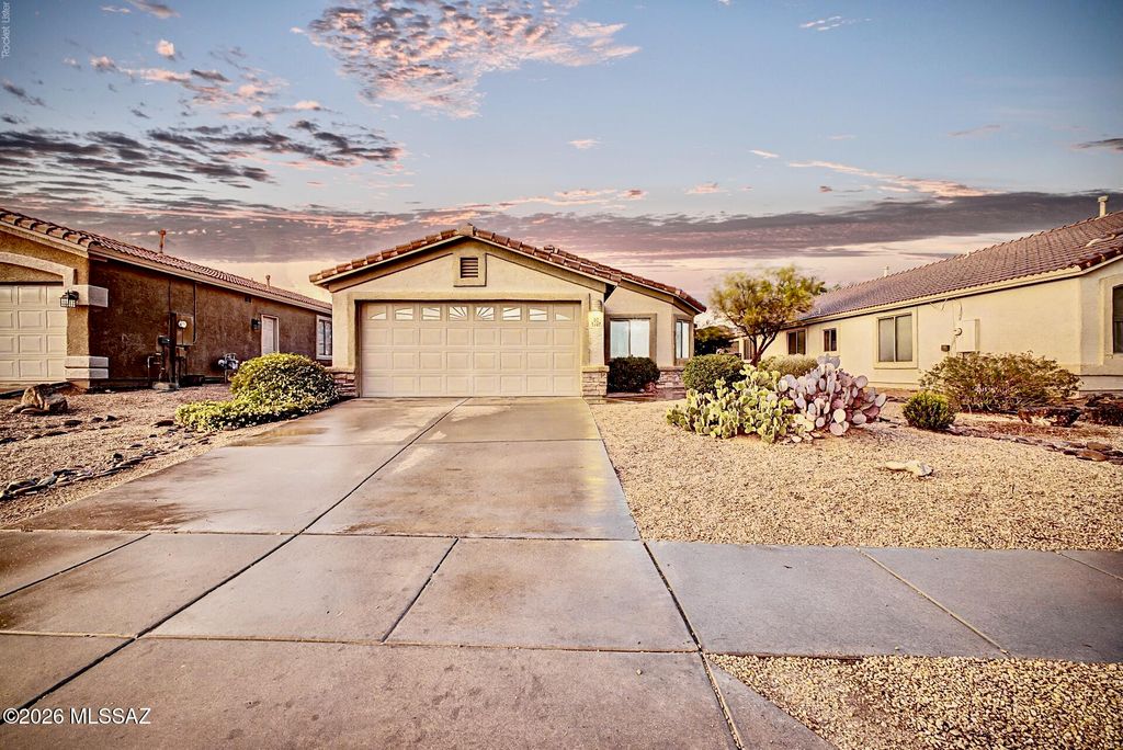 5482 W Dove Mountain Park Road, Marana, AZ 85658