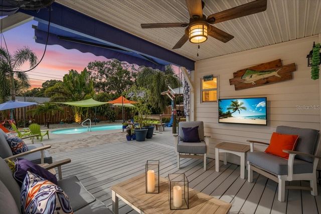 801 GRAY STREET S, Gulfport, FL 33707