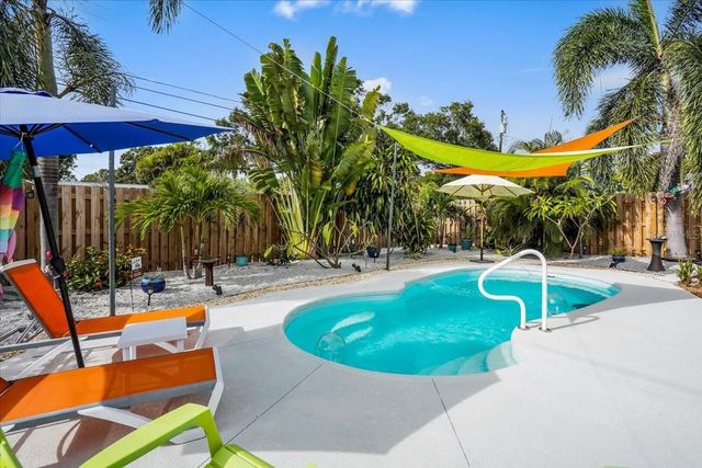 801 GRAY STREET S, Gulfport, FL 33707