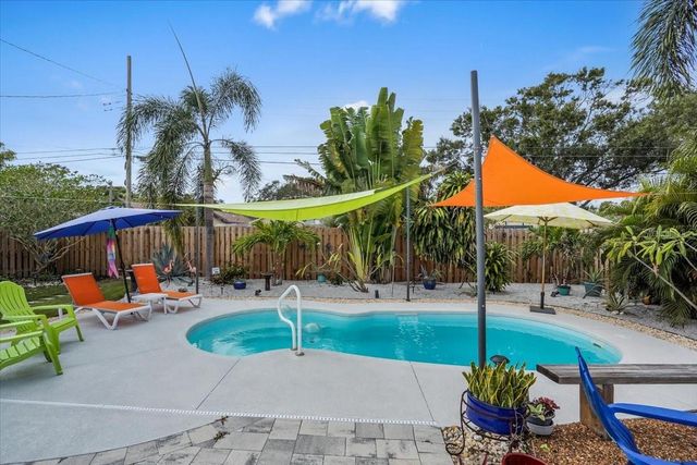 801 GRAY STREET S, Gulfport, FL 33707