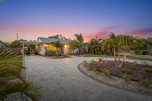 801 GRAY STREET S, Gulfport, FL 33707