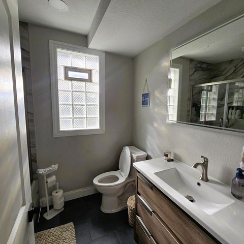 3531 W Rawson AVENUE, Franklin, WI 53132