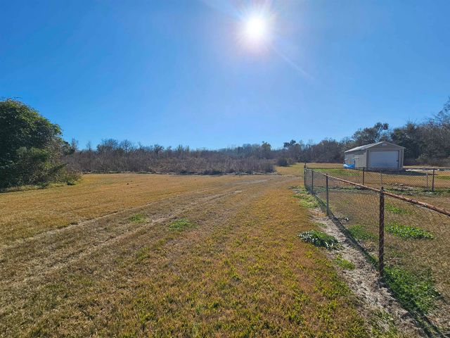 1762 Highway 665, Montegut, LA 70377