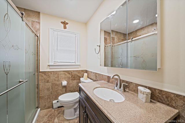 159 Shady Lane, Smithtown, NY 11787