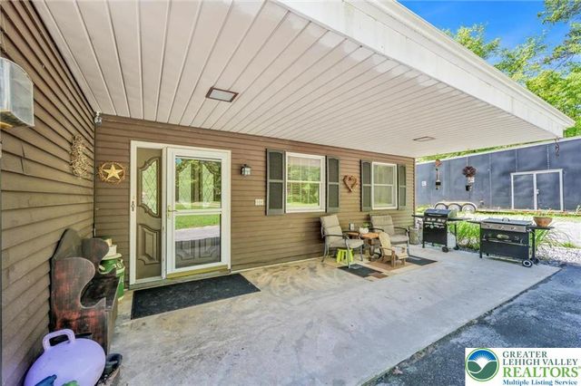 3511 Mountain Road, Washington Twp, PA 18080
