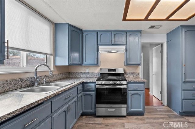 9952 Catawba, Fontana, CA 92335