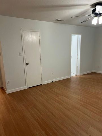 2132 Van Zandt Drive, Grand Prairie, TX 75052
