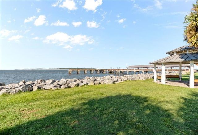 404 Mariners Circle, St. Simons Island, GA 31522