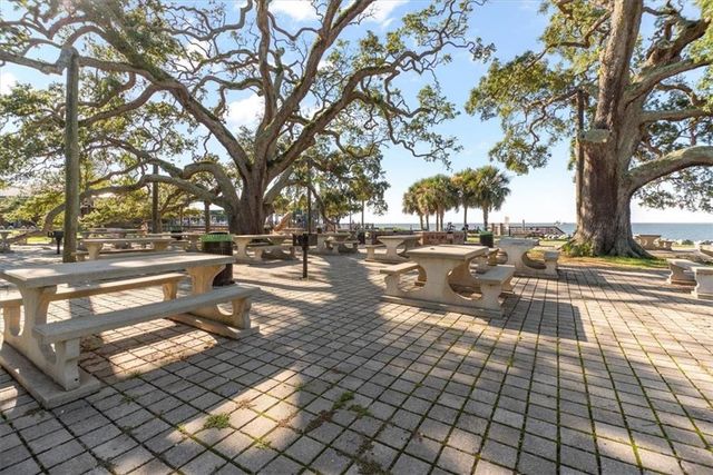 404 Mariners Circle, St. Simons Island, GA 31522