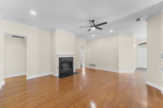 1064 The Meadows Parkway, Desoto, TX 75115