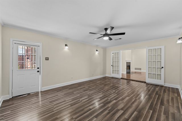 1064 The Meadows Parkway, Desoto, TX 75115