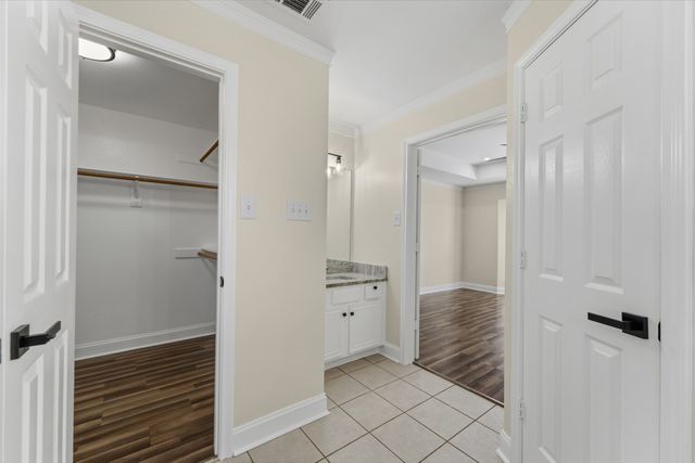1064 The Meadows Parkway, Desoto, TX 75115