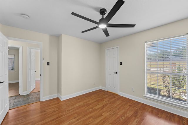1064 The Meadows Parkway, Desoto, TX 75115