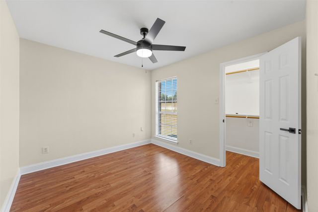 1064 The Meadows Parkway, Desoto, TX 75115