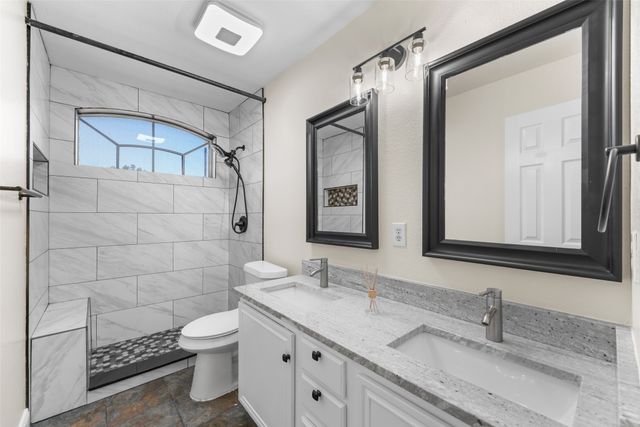 1064 The Meadows Parkway, Desoto, TX 75115