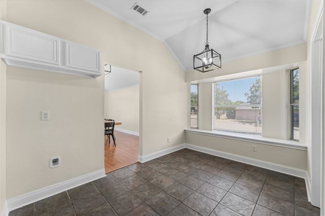1064 The Meadows Parkway, Desoto, TX 75115