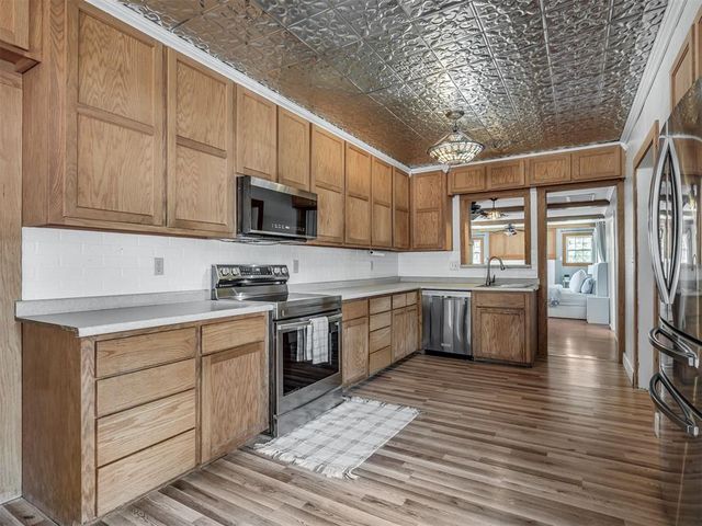 45 E Drummond Street, Shawnee, OK 74801