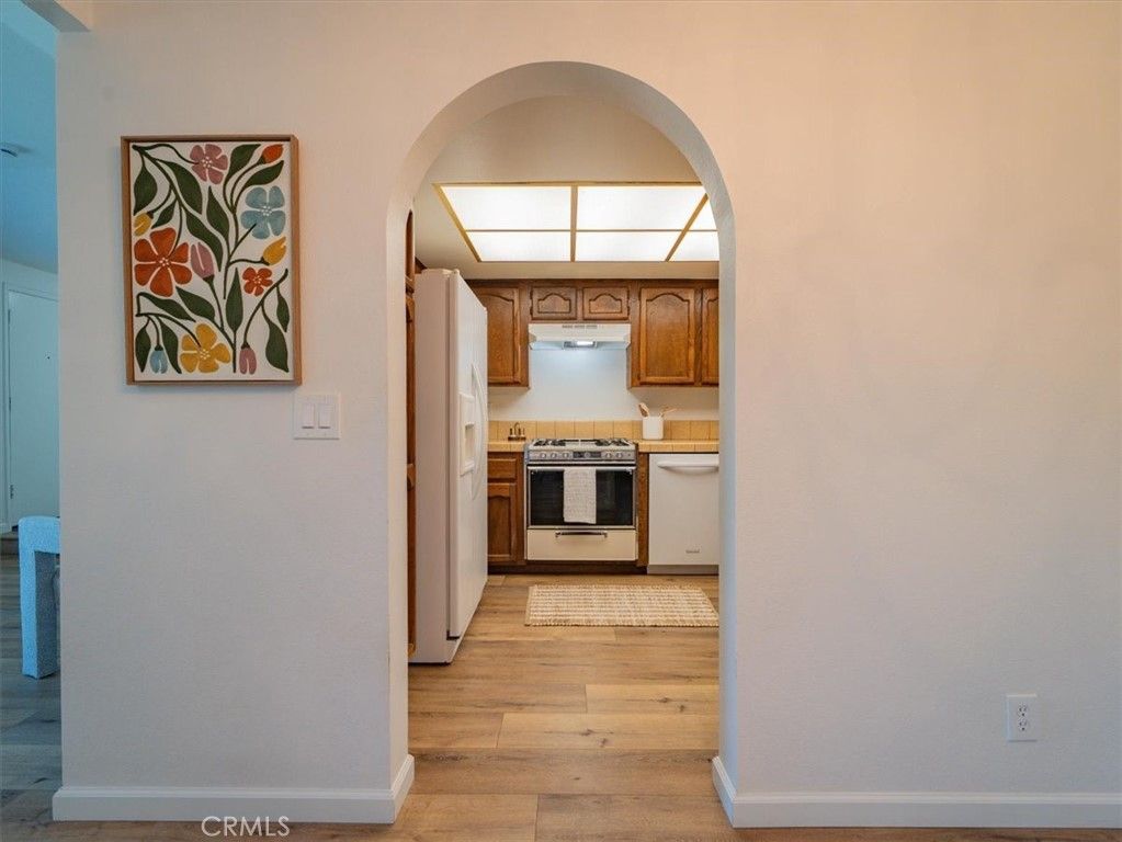 Image 13 of property listing at 470 Wilson Court, Santa Maria, CA 93455