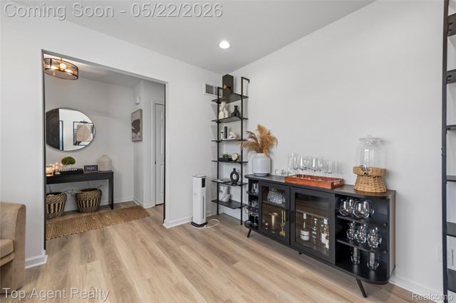 58693 Westmoore Circle, New Haven Village, MI 48048